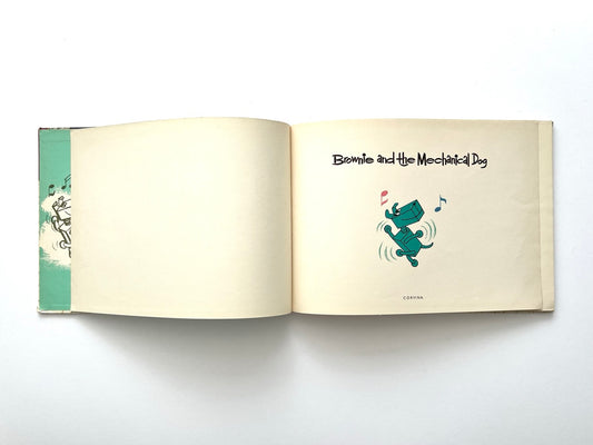 Brownie and the Mechanical Dog by György Várnai, 1976 – title page with small teal mechanical dog illustration and minimalist layout.