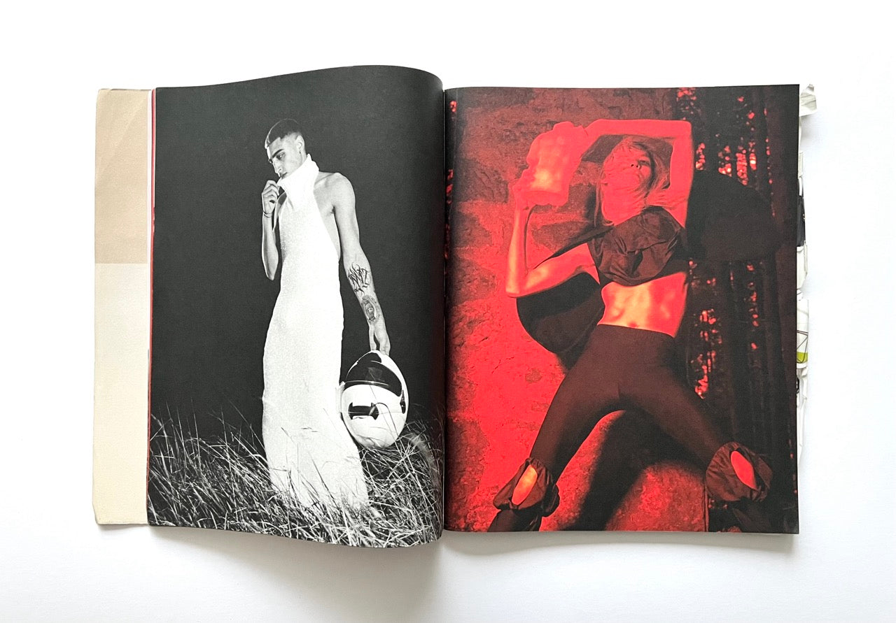 Eye/LOEWE/You - ISSUE 16 [2021]