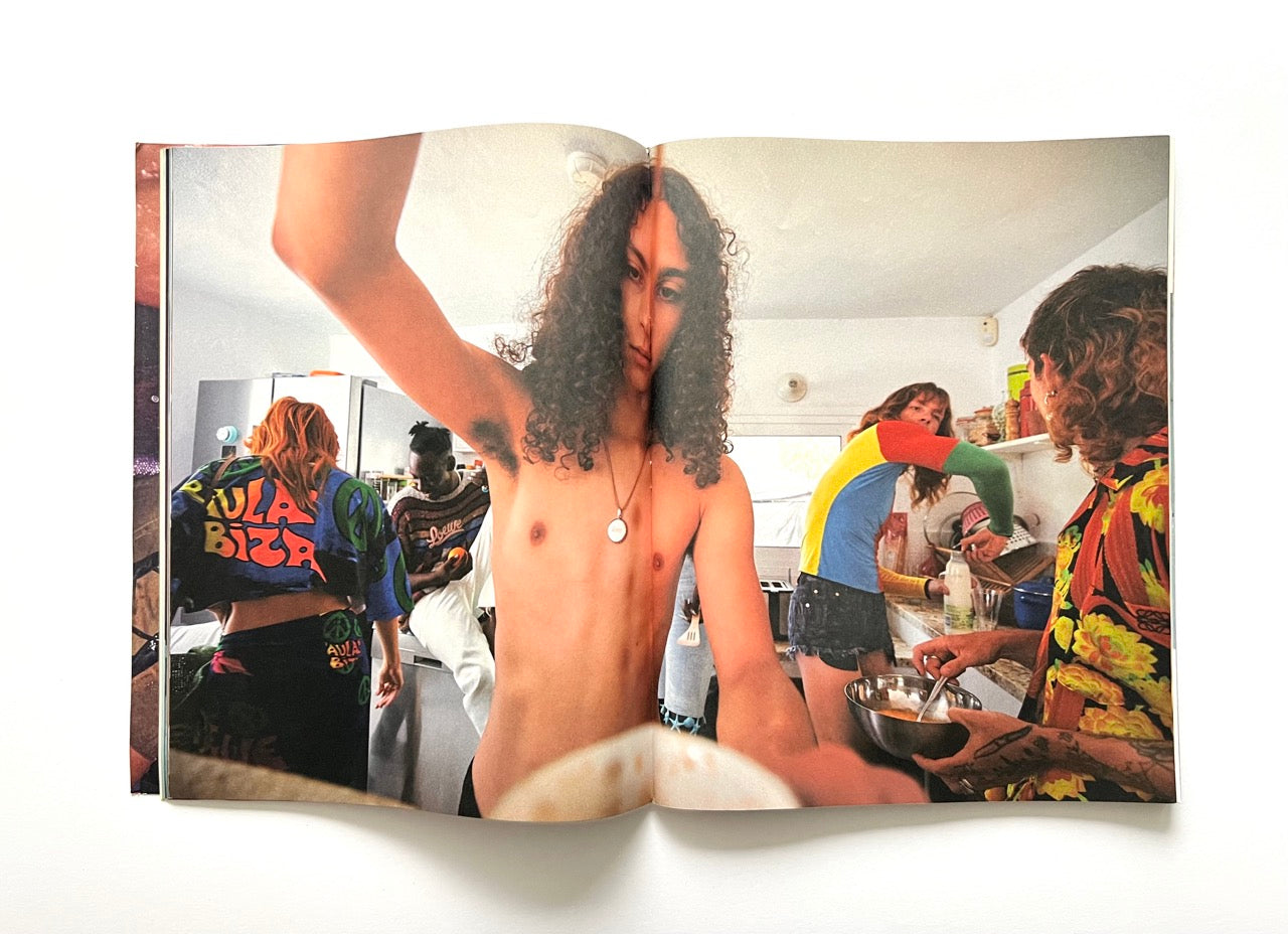 Eye/LOEWE/You - ISSUE 17 [2022]