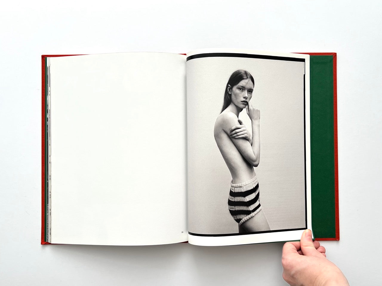 Interior page from Sessùn Automne-Hiver 16/17 catalogue with black-and-white fashion portrait on white background